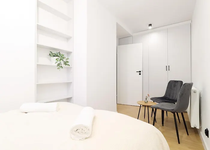 Prime Center Point 公寓 波兹南