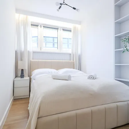 Prime Center Point Apartment *